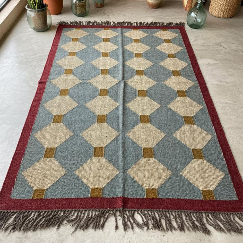 Multicolor Handcrafted Jute Vintage Dhurrie For Living Room